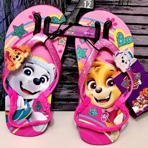 NWT PAW PATROL Skye & Everest Flip Flops Toddler S 5-6/ M 7-8/ L 9-10/ XL 11-12